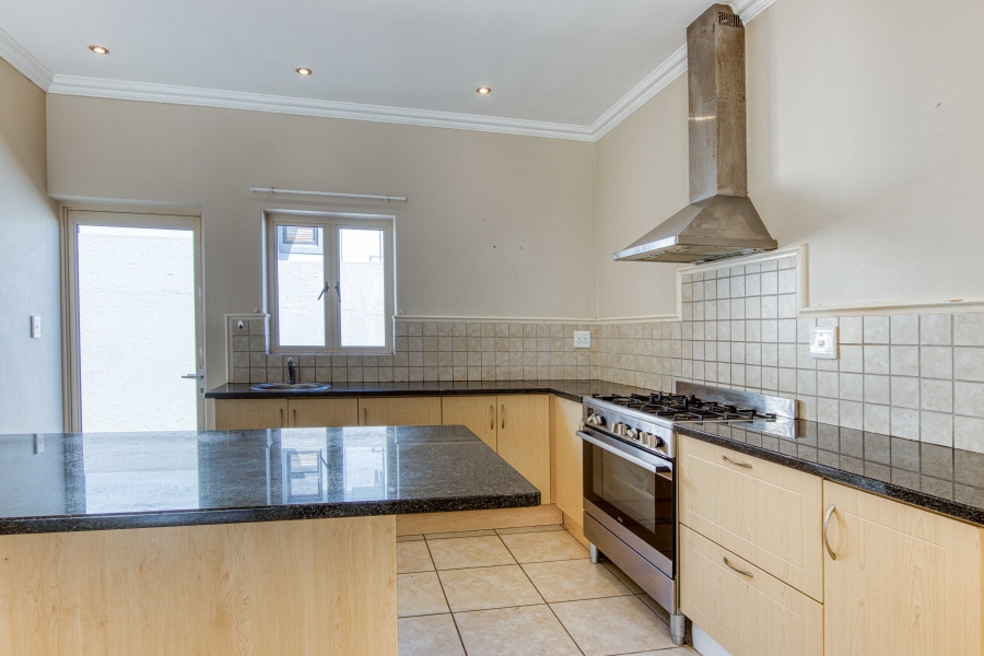 3 Bedroom Property for Sale in Bakkershoogte Western Cape
